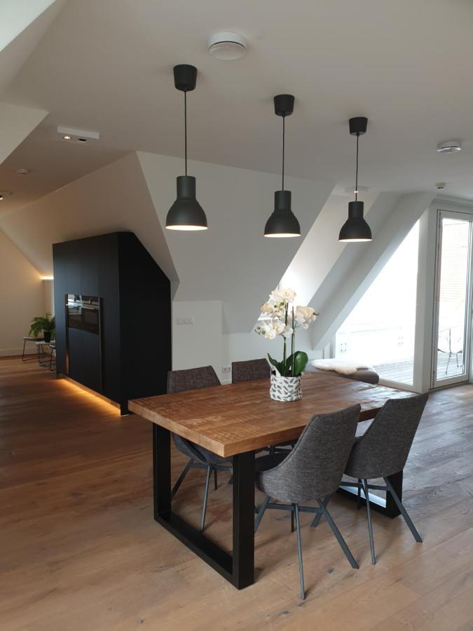 Penthouse Windkracht 10 Aan Het Strand Van Cadzand Luaran gambar