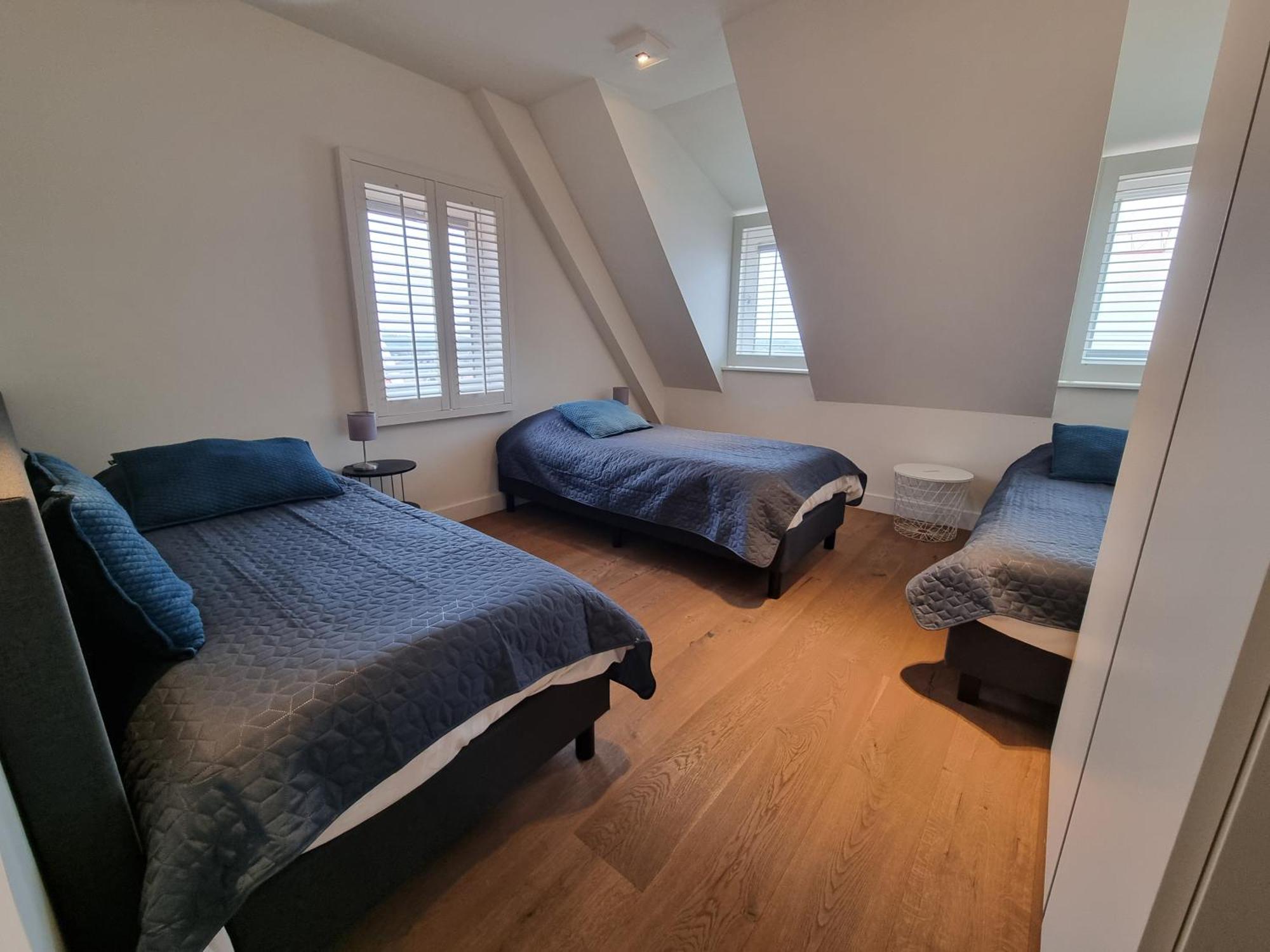 Penthouse Windkracht 10 Aan Het Strand Van Cadzand Luaran gambar