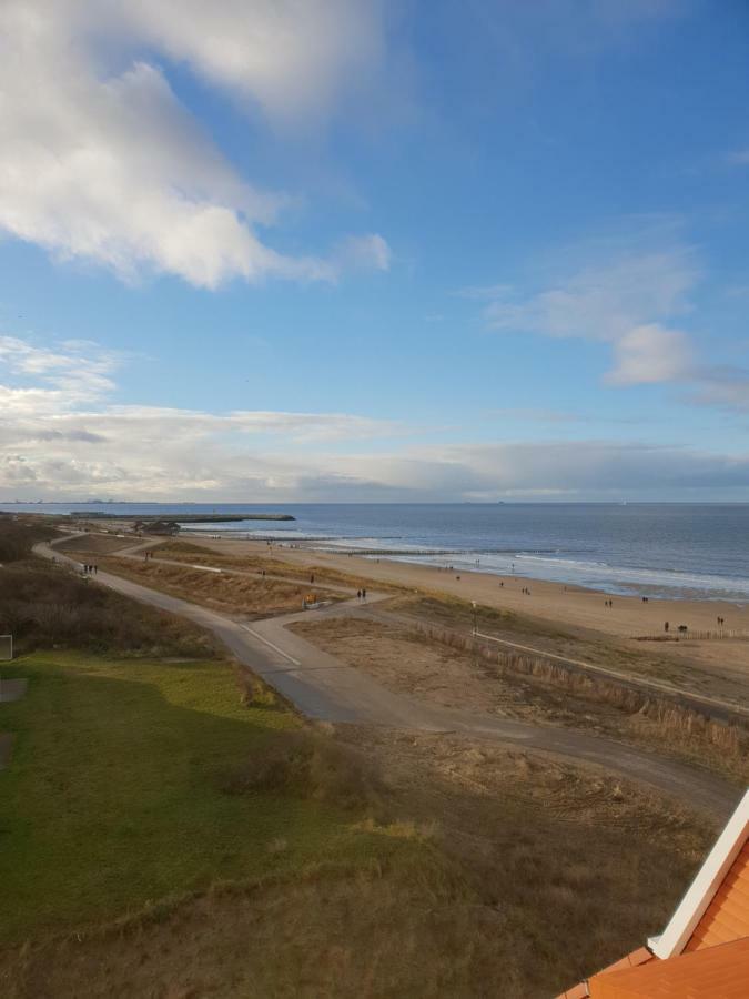Penthouse Windkracht 10 Aan Het Strand Van Cadzand Luaran gambar