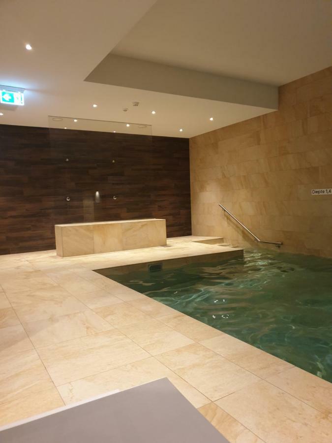 Penthouse Windkracht 10 Aan Het Strand Van Cadzand Luaran gambar